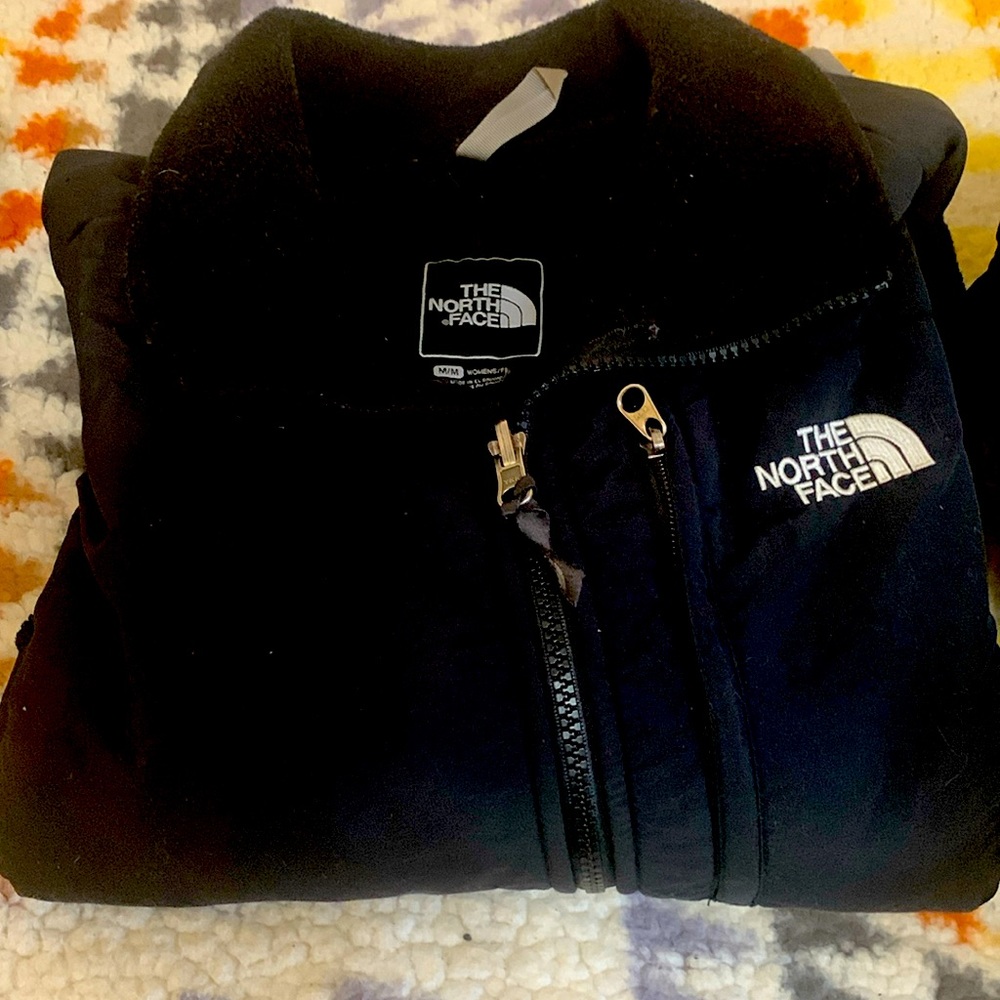 Women’s gently used North Face coat